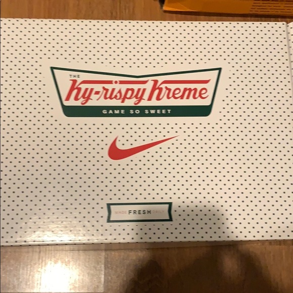 Kyrie 2 Ky-rispy Kreme - Picture 7 of 7